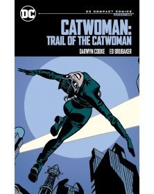 Catwoman: Trail of Catwoman - DC Compact (Ed. em Inglês)