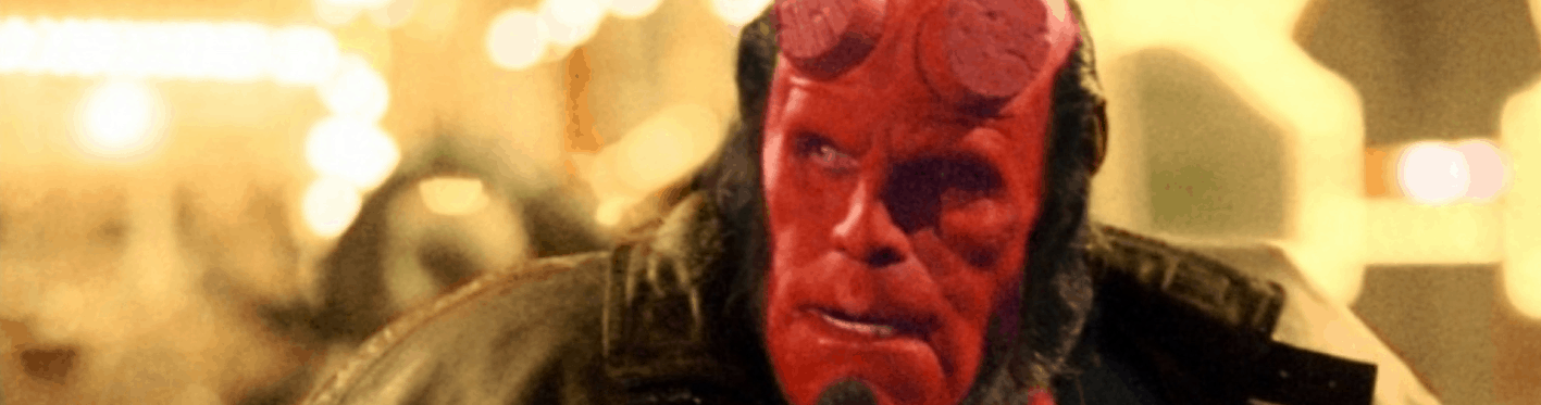 Ron Perlman como Hellboy